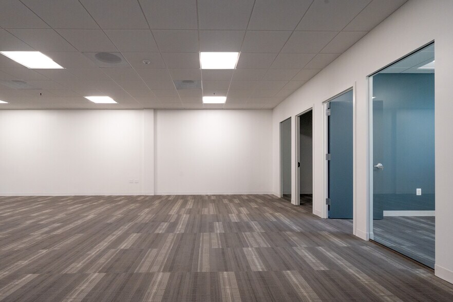 More Photos Of 4390 Parliament Pl, Lanham Light Manufacturing For Lease