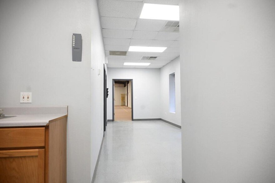 More Photos Of 3611 E State Highway 158, Midland Unknown For Lease