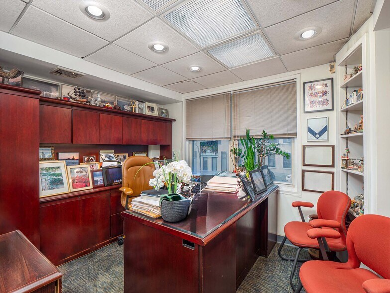 More Photos Of 1199 Park Ave, New York Apartments For Sale