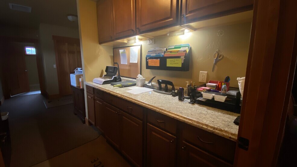 More Photos Of 724 Second St E, Kalispell Office For Lease