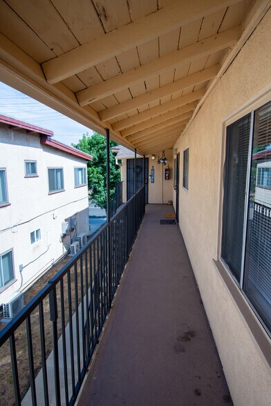 More Photos Of 906 E Imperial Ave, El Segundo Apartments For Sale
