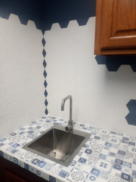 More Photos Of 223 S Lynn Riggs Blvd, Claremore Office For Lease