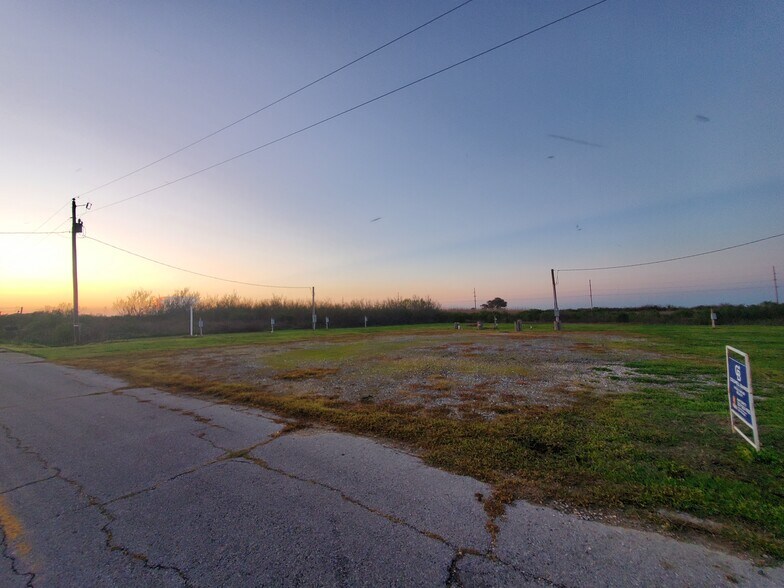 More Photos Of 226 Kathy Dr, Cameron Trailer Camper Park For Sale