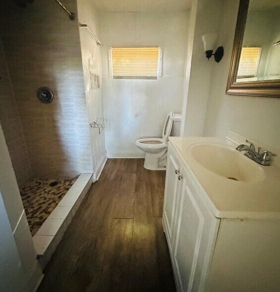 More Photos Of 1025 W Socrum Loop Rd, Lakeland Manufactured Housing Mobile Home Park For Sale