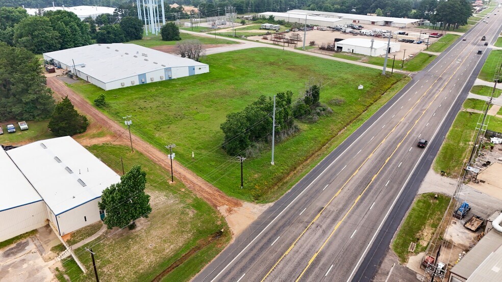 More Photos Of 101 Anvil St, Jacksonville Warehouse For Lease