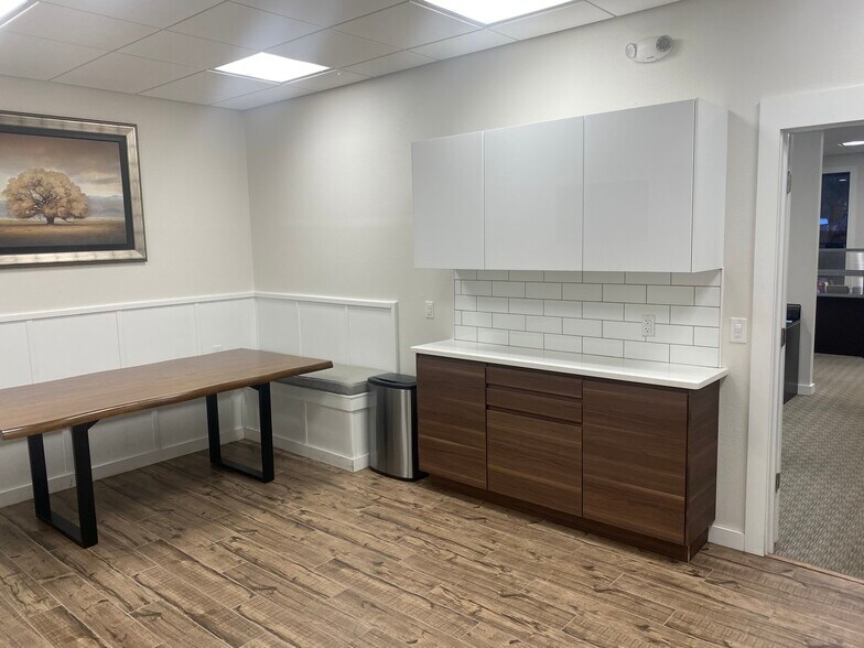 More Photos Of 1908-1932 Highland Oaks Blvd, Lutz Medical For Lease
