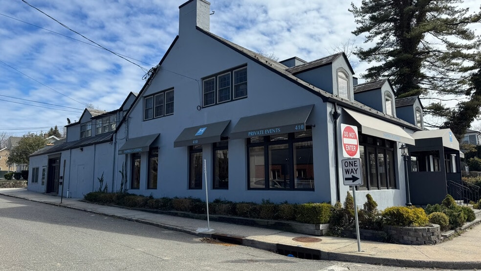 More Photos Of 410 Main St, Port Washington Lodge Meeting Hall For Lease