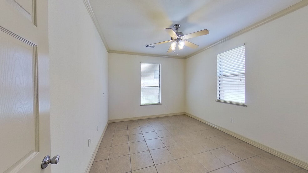 More Photos Of 3000 Joe Dimaggio Blvd, Round Rock Office For Lease