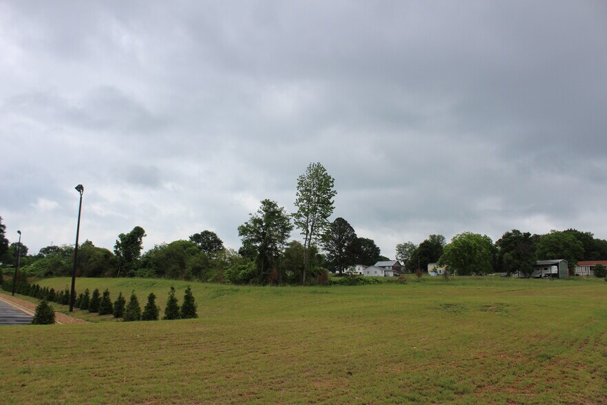 More Photos Of 3818 Falcon Pky, Flowery Branch Land For Sale