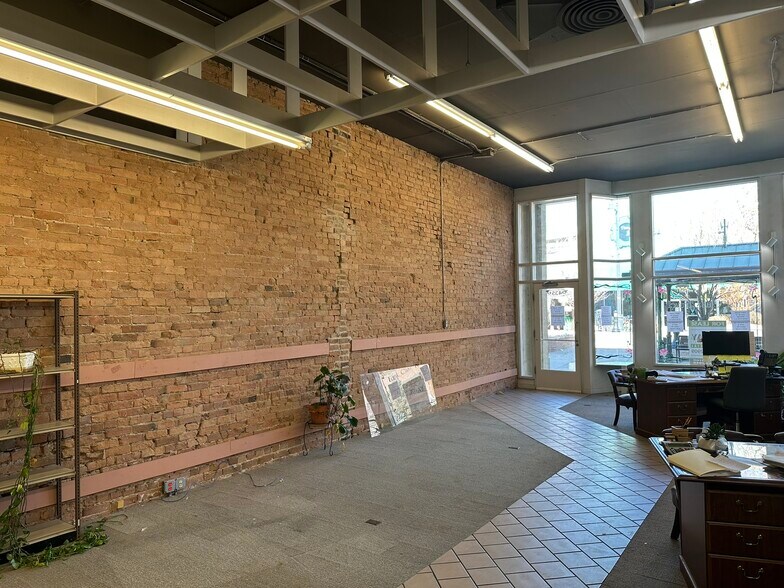 More Photos Of 435 Main St, Grand Junction Storefront Retail Office For Lease
