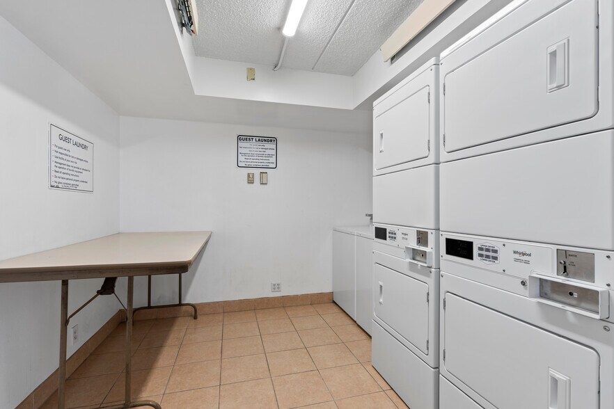 More Photos Of 4703 N Freeway Rd, Pueblo Hotel For Sale
