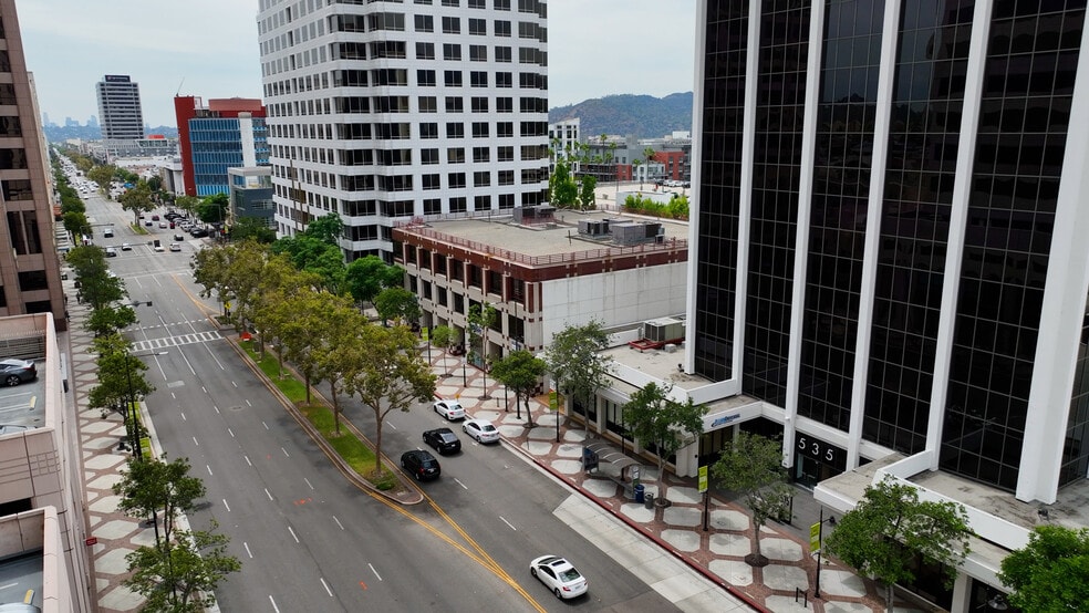 Primary Photo Of 525 N Brand Blvd, Glendale Office For Lease