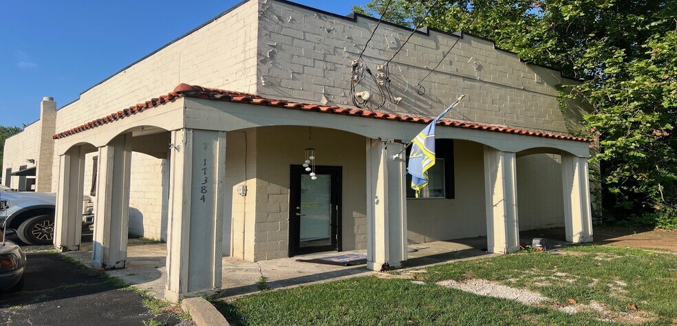 Primary Photo Of 17384 Manchester Rd, Wildwood Warehouse For Sale