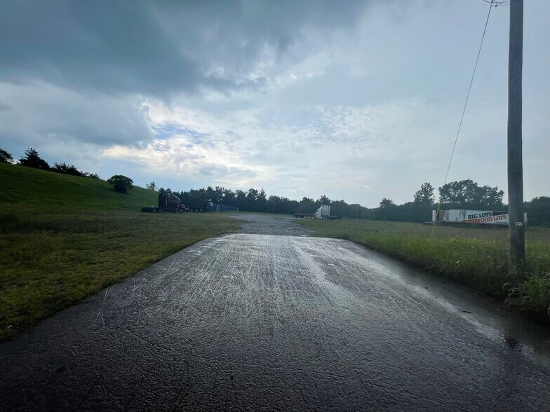 More Photos Of 7675 W Andrew Johnson Hwy, Mosheim Land For Lease