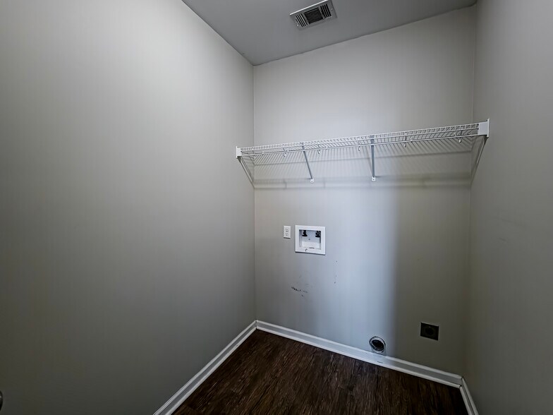 More Photos Of 615 Glade Fern Way, Tifton Apartments For Sale