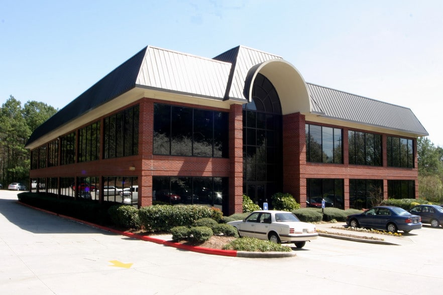 Primary Photo Of 1841 Montreal Rd, Tucker Office For Sale