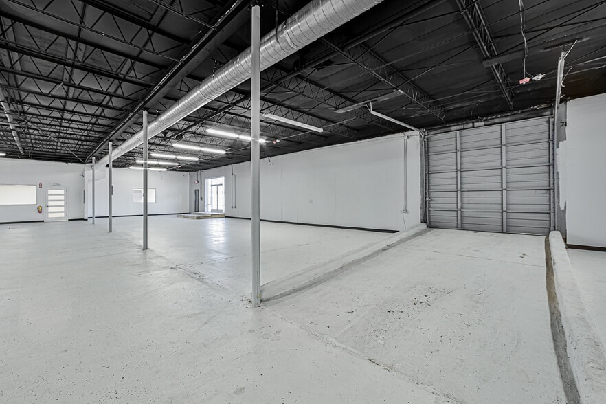 More Photos Of 102 S Shaver St, Pasadena Warehouse For Lease