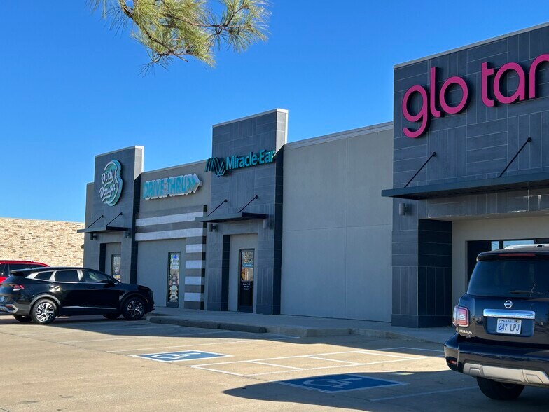 More Photos Of 3929 N Kickapoo Ave, Shawnee Freestanding For Lease