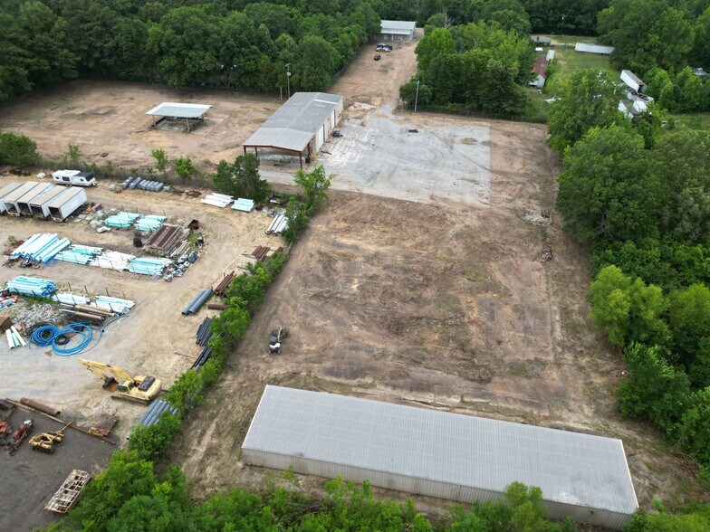 More Photos Of 5129 S McRaven Rd, Jackson Showroom For Sale