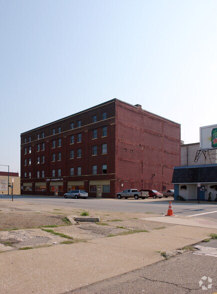 Primary Photo Of 318 Cherry Ave NE, Canton Warehouse For Sale