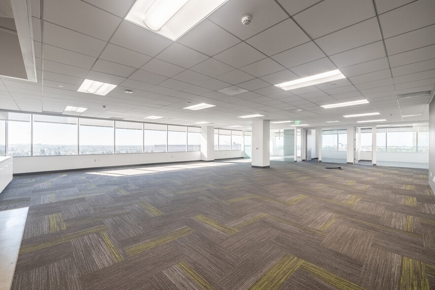 More Photos Of 400 Corporate Pointe, Culver City Unknown For Lease