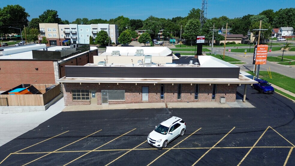More Photos Of 1328-1336 SW 17th St, Topeka General Retail For Sale