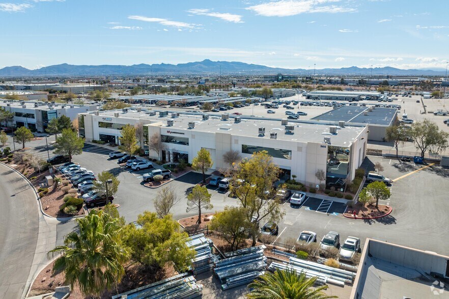 More Photos Of 365 Pilot Rd, Las Vegas Warehouse For Lease