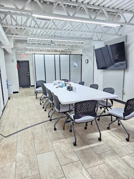 More Photos Of 4312 Saint Goar St, Dickinson General Retail For Sale