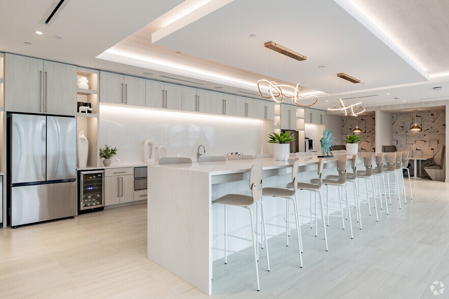 More Photos Of 555 Belaire Ave, Chesapeake Coworking Space