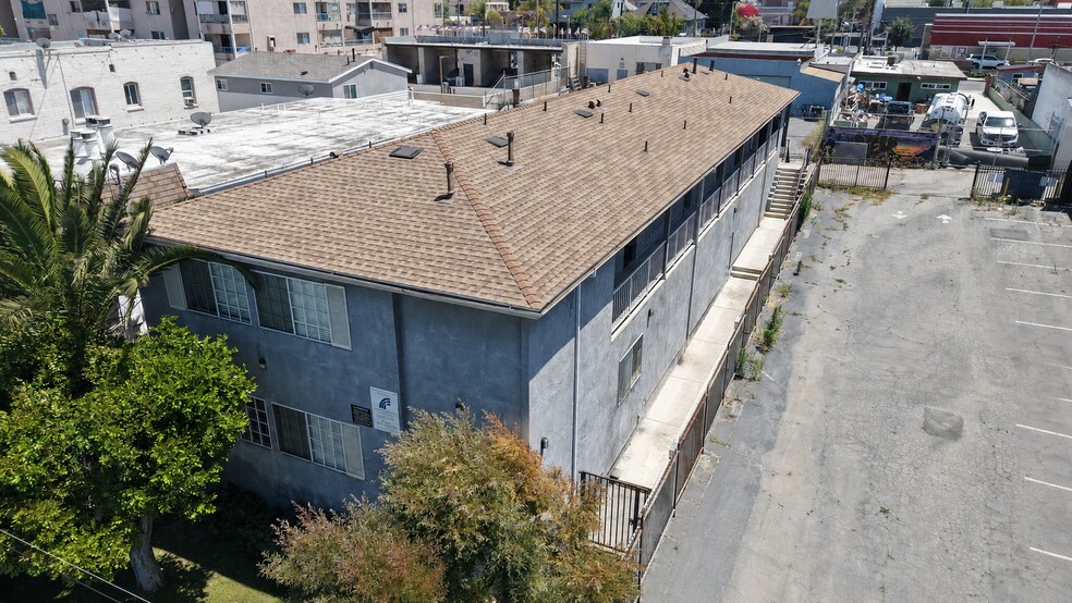 Primary Photo Of 663 W 5th St, San Pedro Apartments For Sale