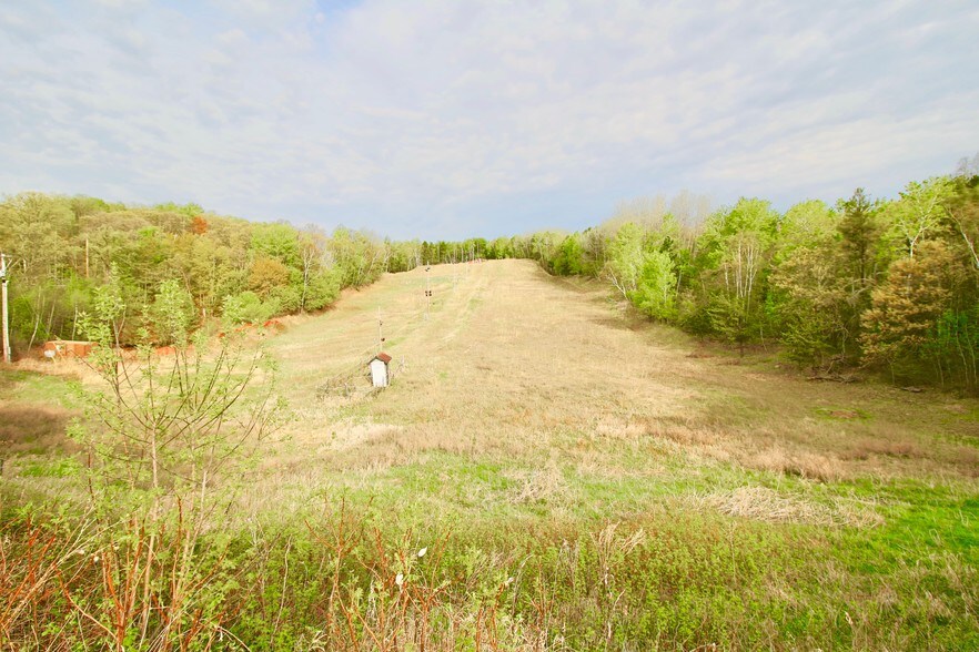 More Photos Of 8548 Ski Chalet Dr, Breezy Point Restaurant For Sale