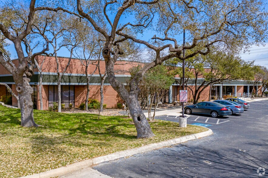 More Photos Of 12000 Network Blvd, San Antonio Unknown For Lease