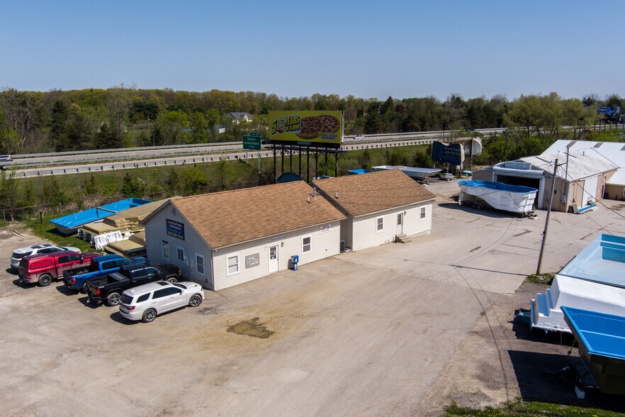 Primary Photo Of 3090 W Cook Rd, Grand Blanc Showroom For Sale