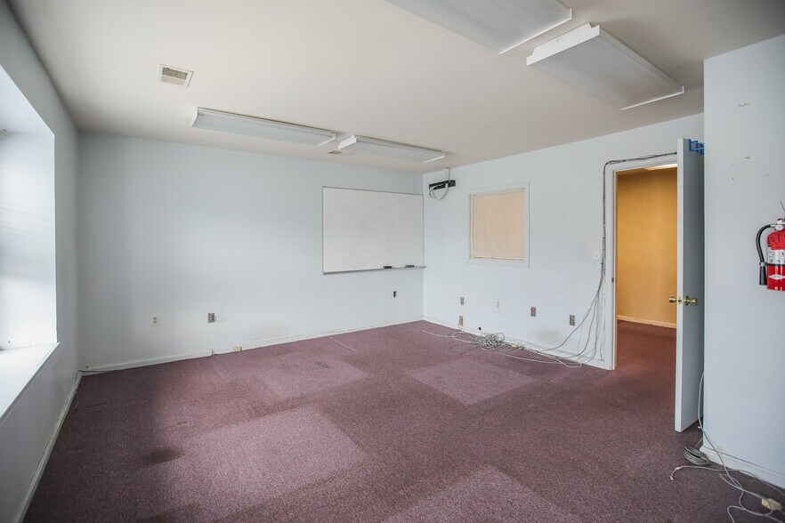 More Photos Of , Rockville Office For Sale