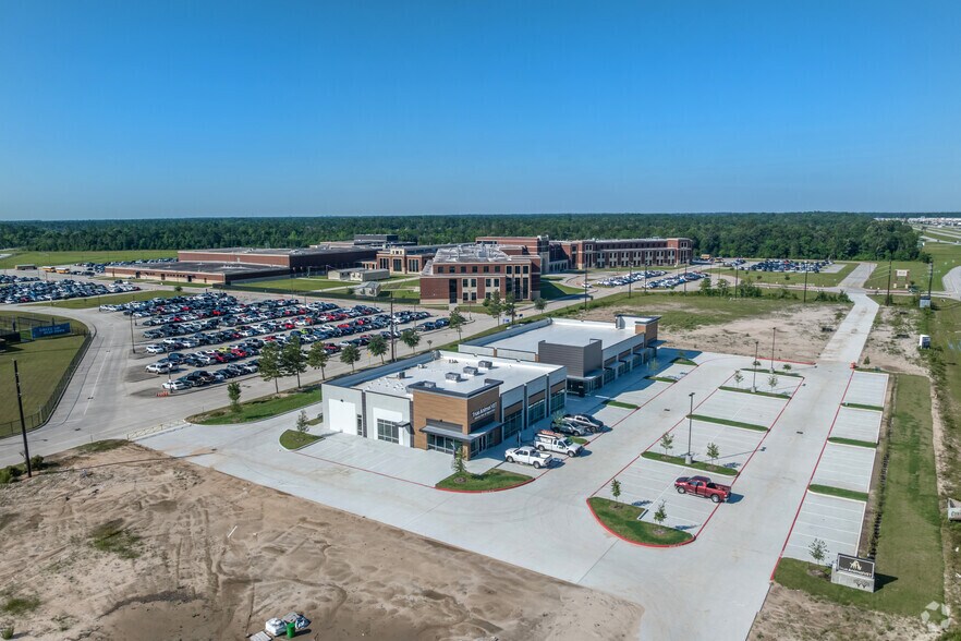 More Photos Of North of Woodson's Reserve & Grand Parkway, Spring Unknown For Lease