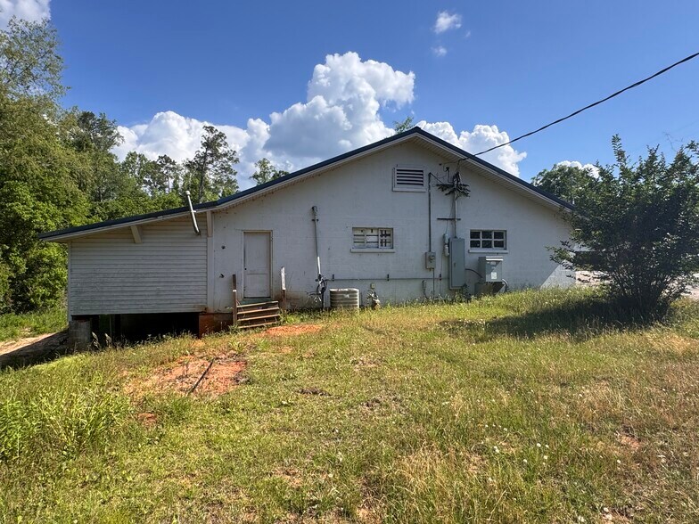 More Photos Of 21076 US Highway 45, Citronelle Manufacturing For Sale