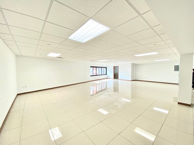 More Photos Of 3636 Prince St, Flushing Apartments For Lease