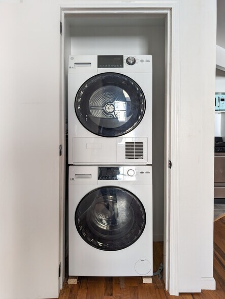 More Photos Of 54 W 71st St, New York Apartments For Sale