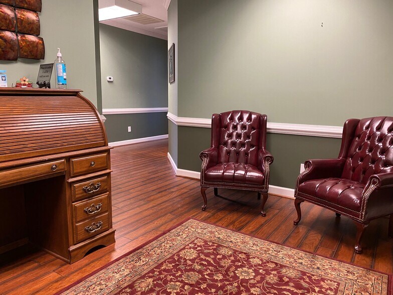 More Photos Of 185 Wind Chime Ct, Raleigh Medical For Lease