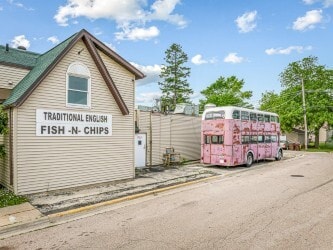 More Photos Of 5040 N 2nd St, Loves Park Restaurant For Sale