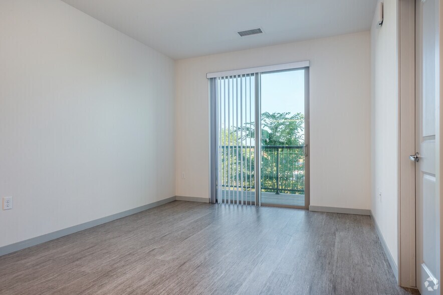 More Photos Of 5022 American Pky, Madison Apartments For Lease