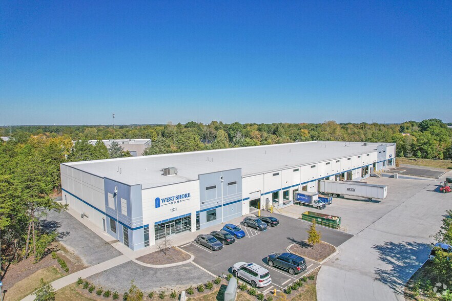 More Photos Of 12031 Westhall Dr, Charlotte Warehouse For Lease