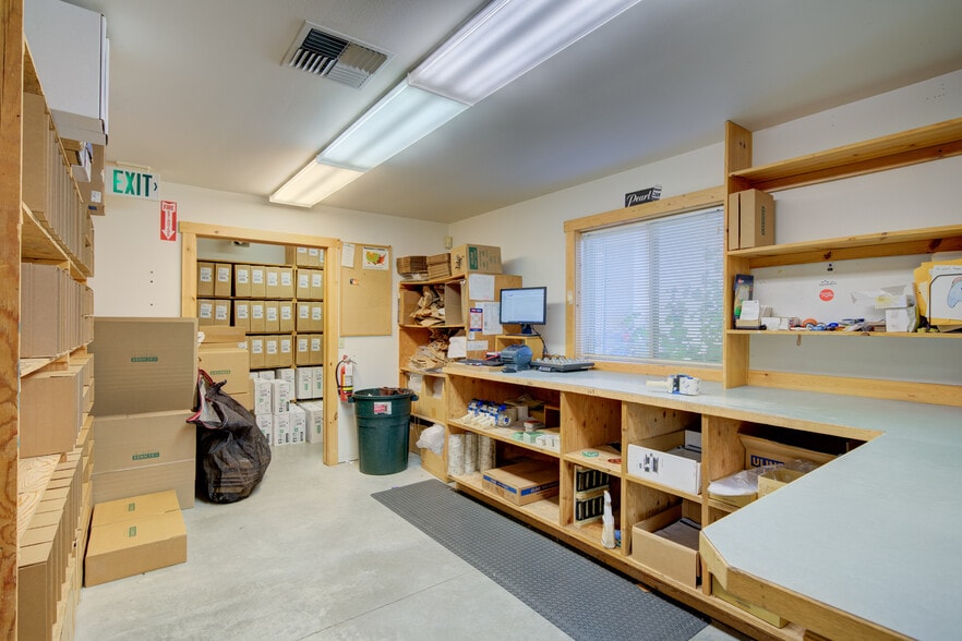 More Photos Of 6597 Falcon Ln, Bozeman Industrial For Sale