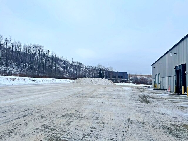 More Photos Of 885 Memorial Dr, Wood Buffalo Warehouse For Lease