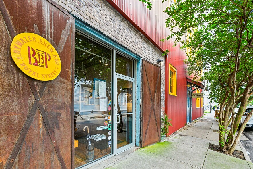 More Photos Of 3000 Royal St, New Orleans Storefront Retail Office For Lease