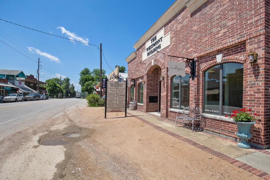 More Photos Of 14375 Liberty St, Montgomery Coworking Space