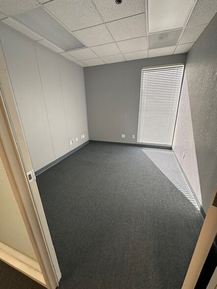 More Photos Of 10 Commercial Blvd, Novato Office For Lease
