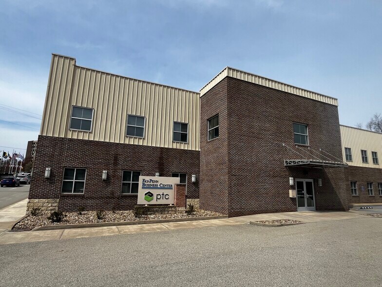 More Photos Of 142 W Main St, Uniontown Office For Lease