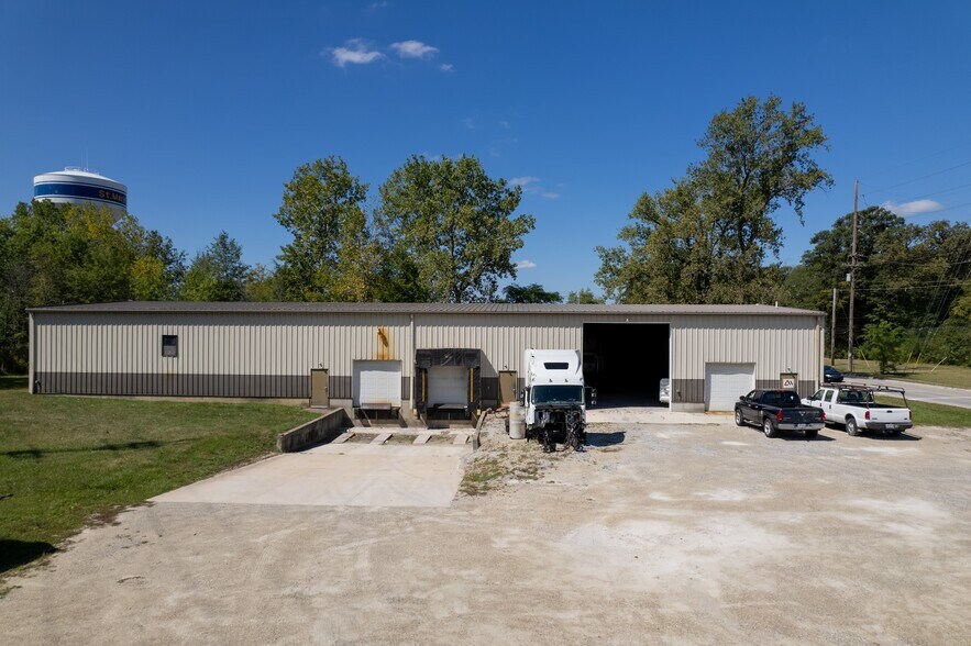 More Photos Of 1405 McKinley Rd, Saint Marys Warehouse For Sale