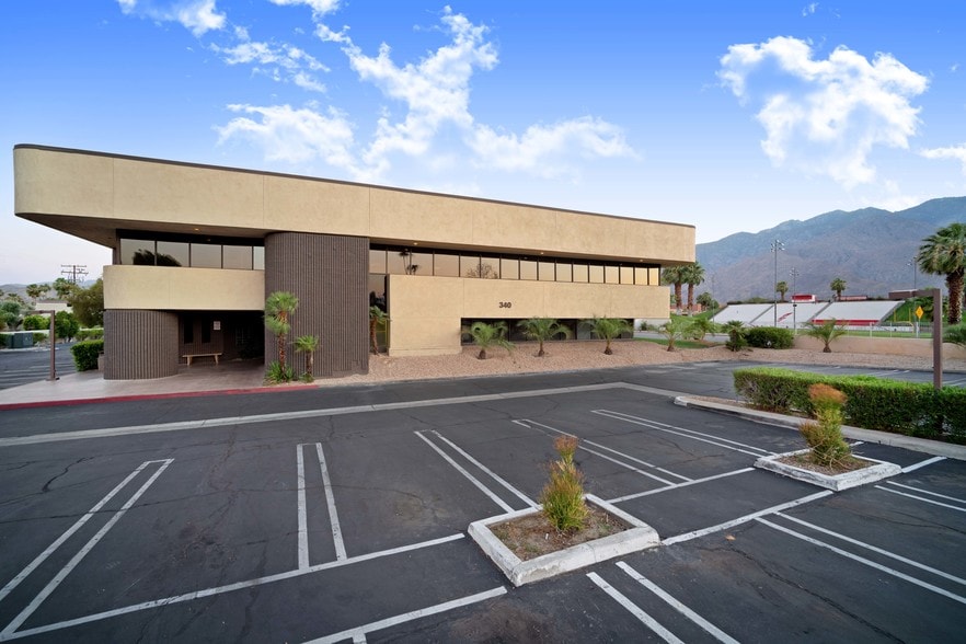 More Photos Of 340 S Farrell Dr, Palm Springs Unknown For Lease